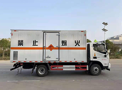 南岗爆破器材运输车