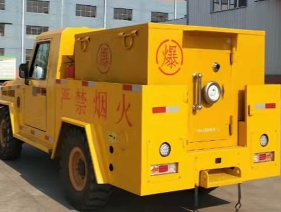 南岗凯龙爆破器材运输车：保障爆破任务的安全运行